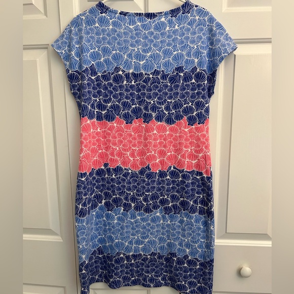 Talbots shift dress. Seashell pattern in pinks and blues. Cap sleeves. Size M. - Picture 3 of 5